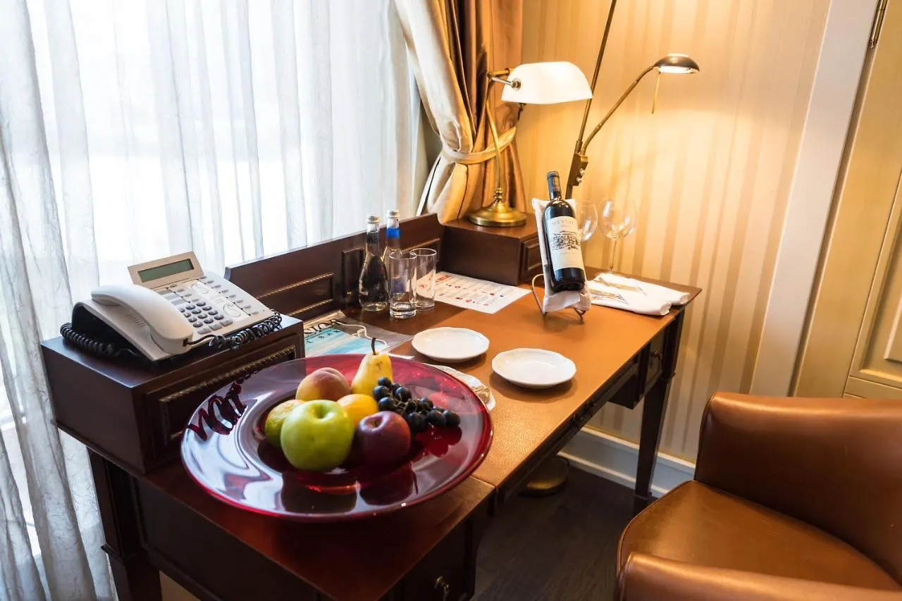Excelsior Hotel & Spa באקו