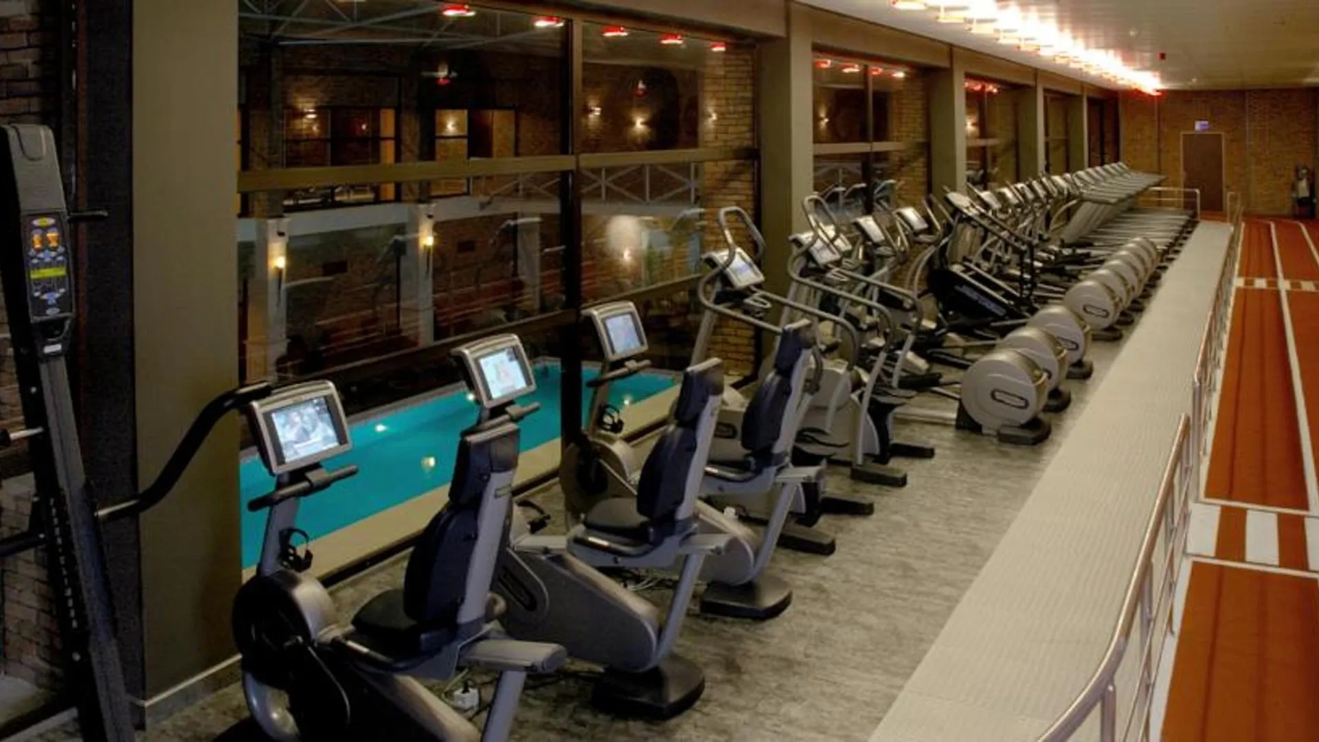 Excelsior Hotel & Spa באקו