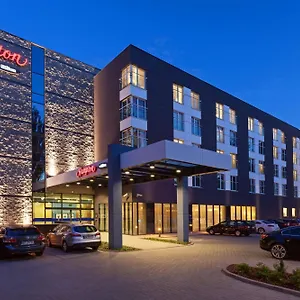 Hampton By Hilton Airport פולין