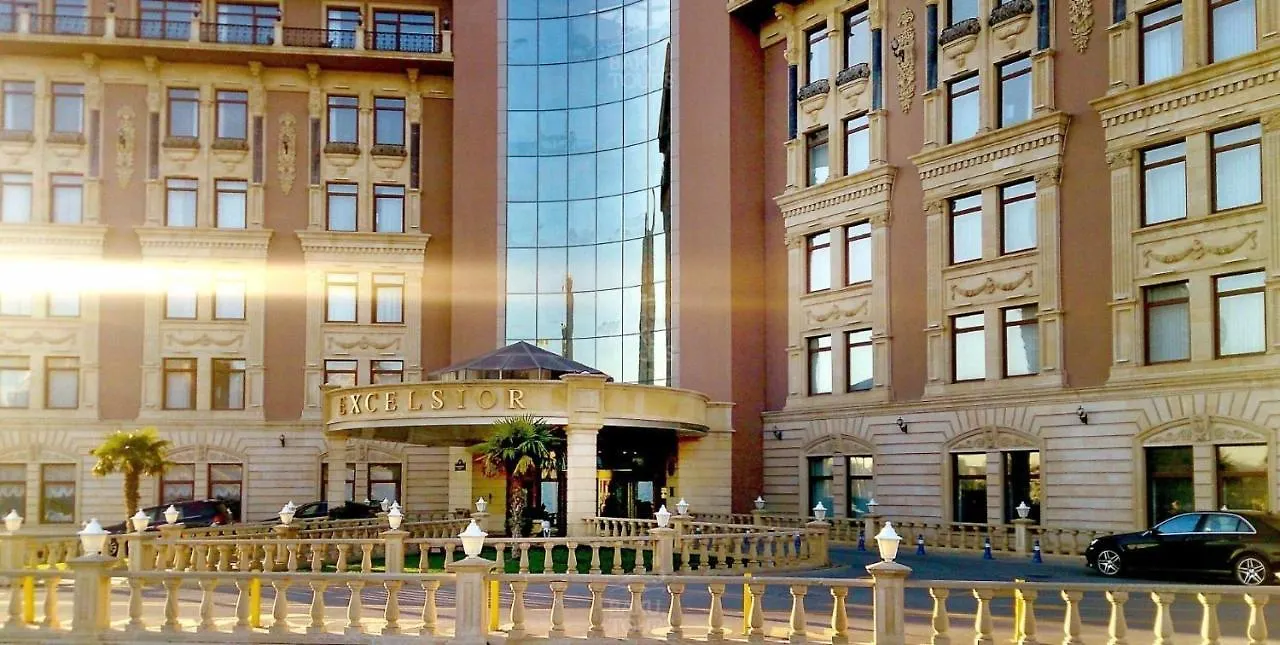 فندق وسبا إكسلسيور باكو